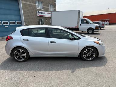 Kia Forte 5-Door 2016 - Thumbnail 4