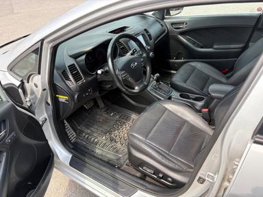 Kia Forte 5-Door 2016 - Thumbnail 9