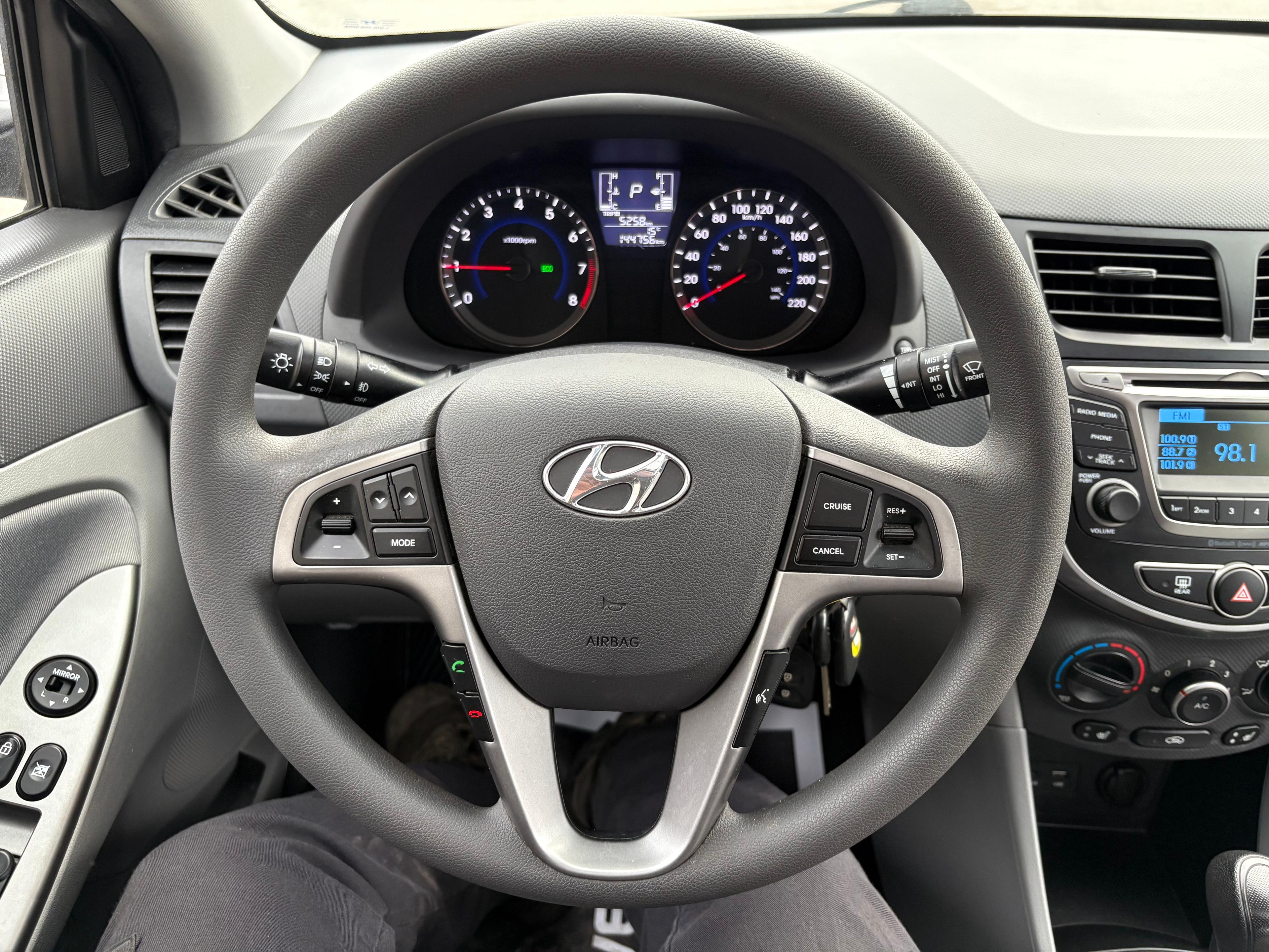 Hyundai Accent 2017 - Image 13