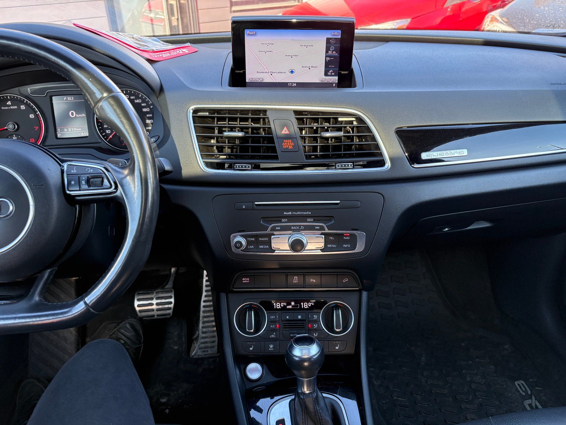 Audi Q3 2018 - Image 13