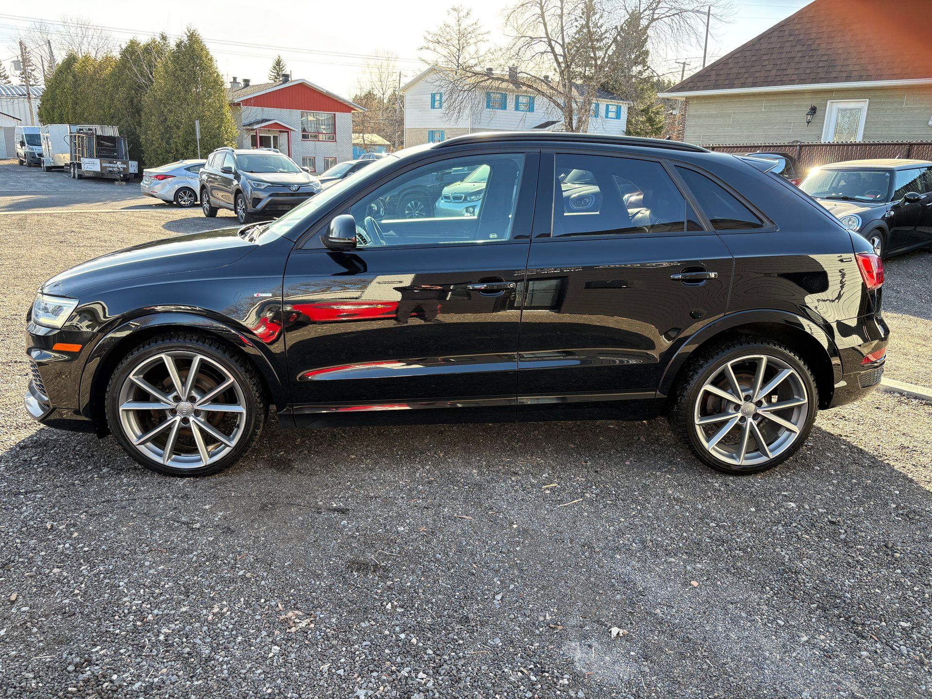 Audi Q3 2018 - Image 6