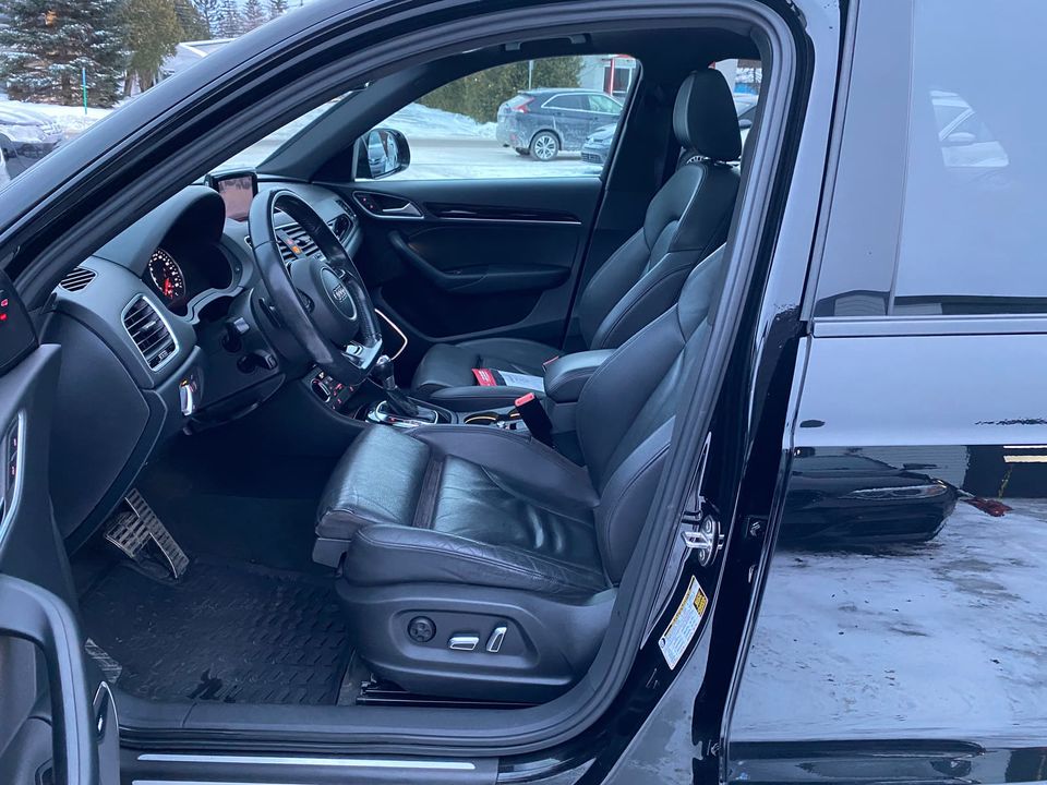 Audi Q3 2018 - Image 9