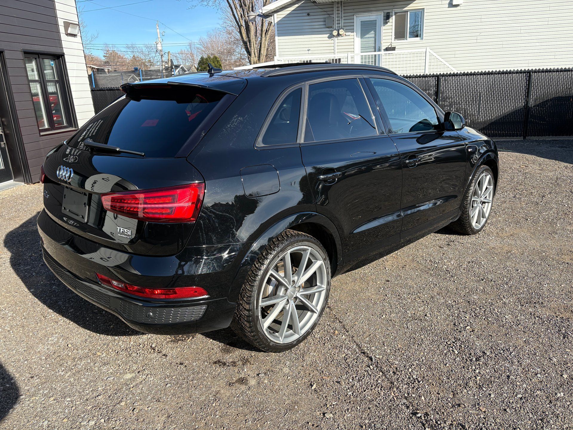 Audi Q3 2018 - Thumbnail 3